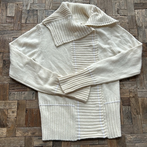 ICHI Cream Wool Sweater Angora Lambswool Small - Picture 1 of 11